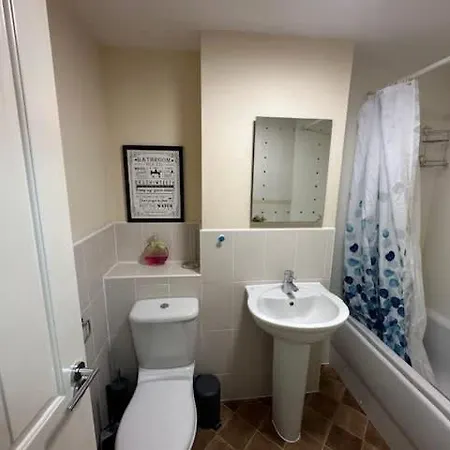 Sevastopol Four Bedroom House Near Gloucester Road