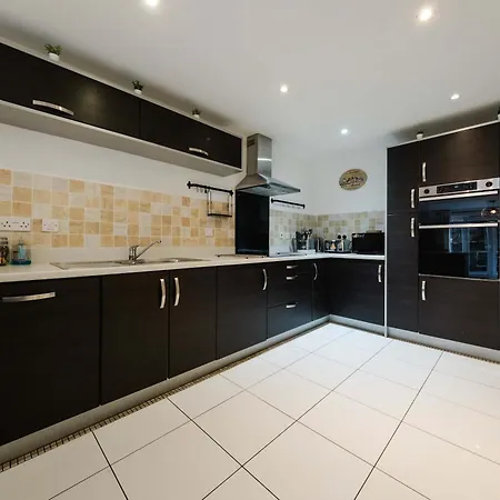 Sevastopol Four Bedroom House Near Gloucester Road Bristol