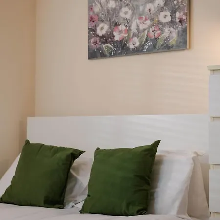 Casa de Férias Sevastopol Four Bedroom House Near Gloucester Road Bristol