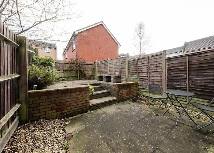 Sevastopol Four Bedroom House Near Gloucester Road Ferienhaus