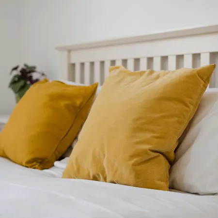 Sevastopol Four Bedroom House Near Gloucester Road Prázdninový dům