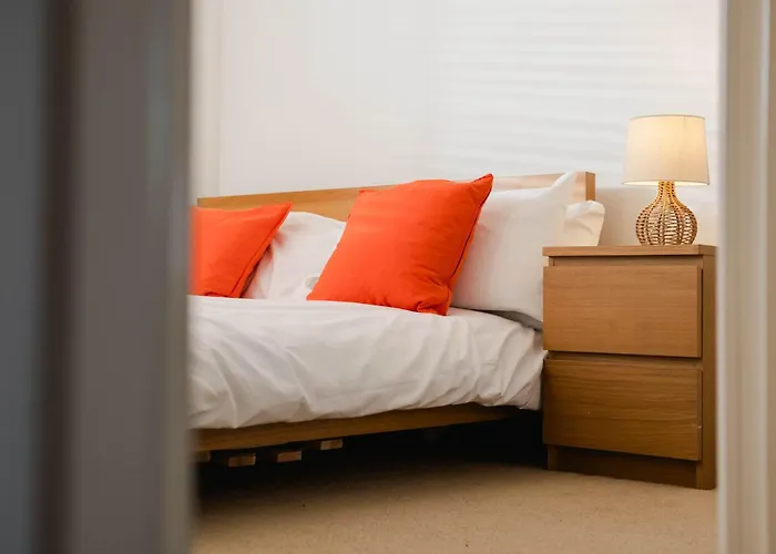 Hébergement de vacances Sevastopol Four Bedroom House Near Gloucester Road *