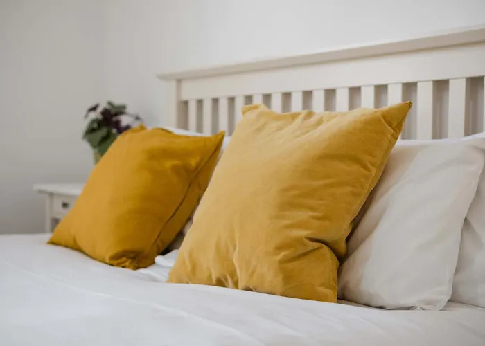 Sevastopol Four Bedroom House Near Gloucester Road Prázdninový dům