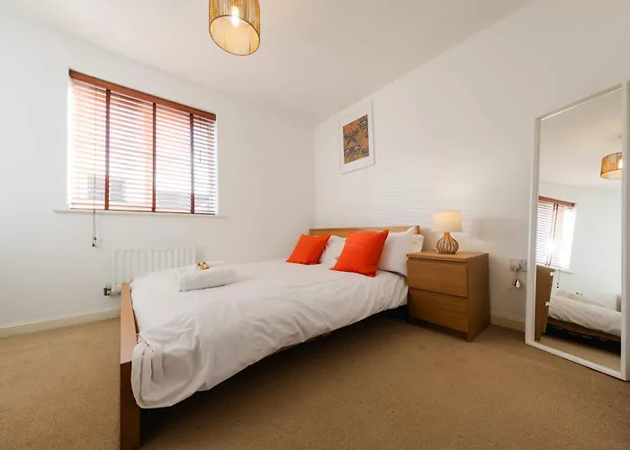 Sevastopol Four Bedroom House Near Gloucester Road Bristol