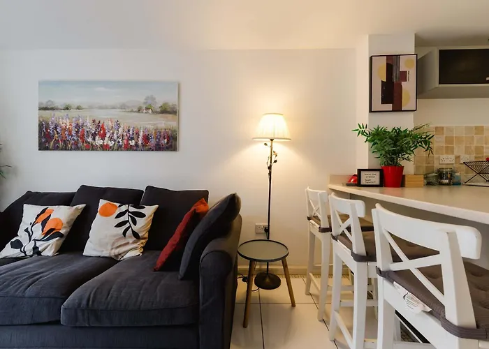 Sevastopol Four Bedroom House Near Gloucester Road Prázdninový dům *