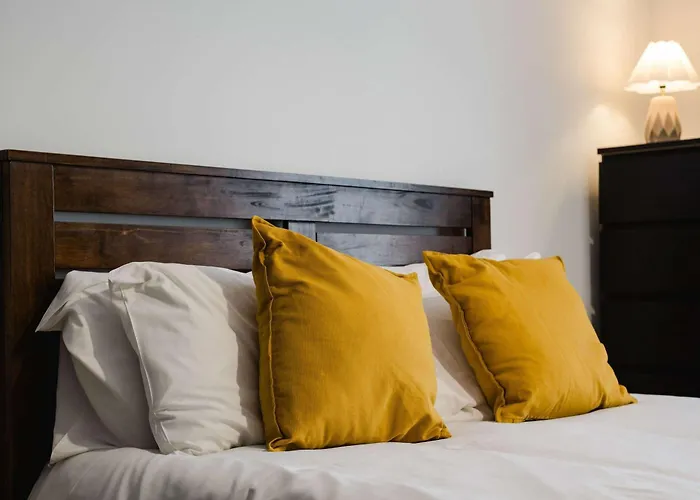 Hébergement de vacances Sevastopol Four Bedroom House Near Gloucester Road